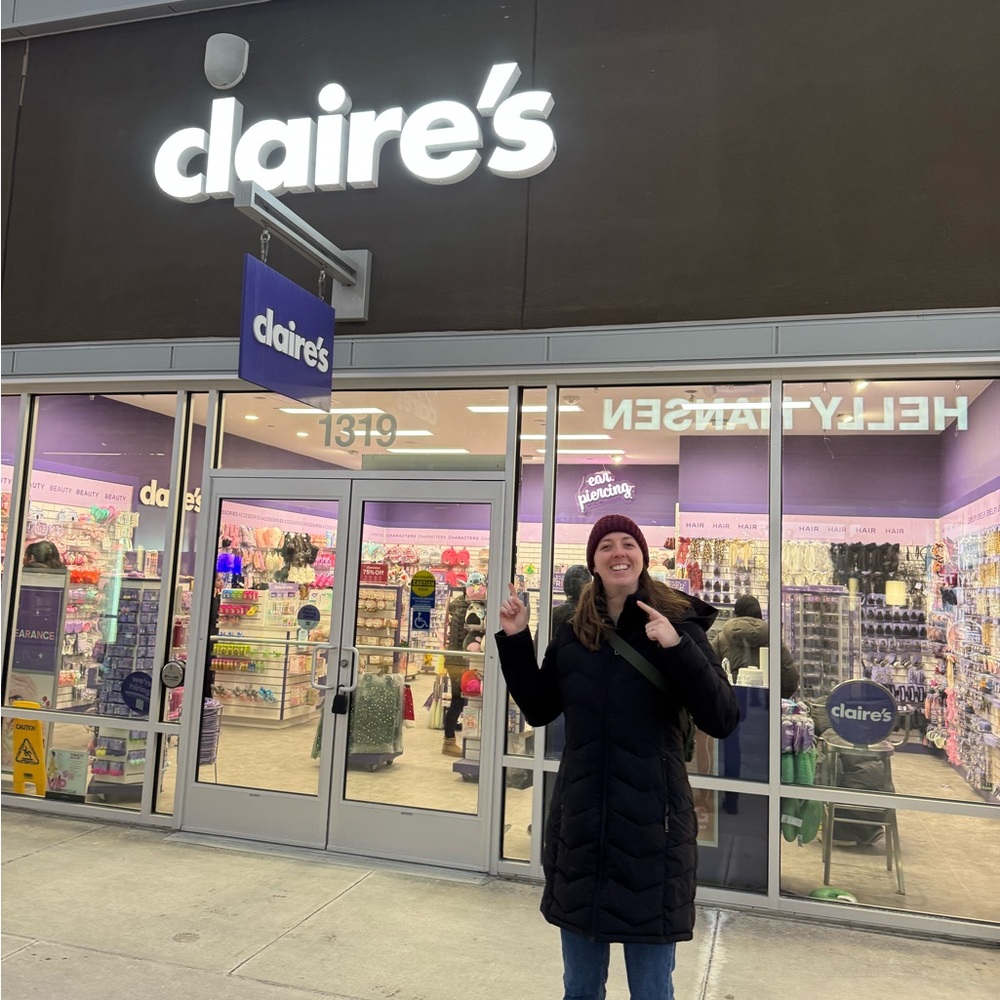 Meet your Posher, Claire